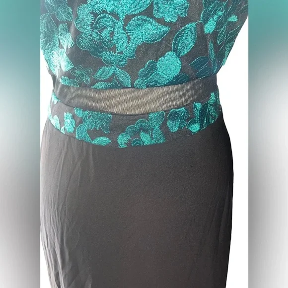 Morgan and Co semi formal green embroidered cocktail dress size 9 - Picture 9 of 12
